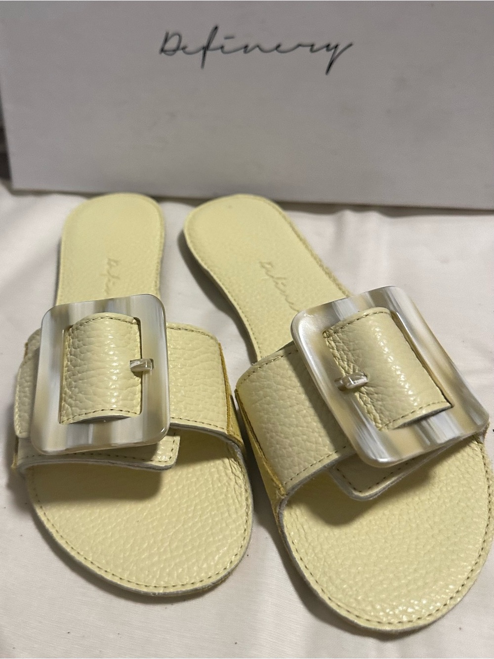 Definery pale Yellow loop open Leather Slide Sandals 35 made in Italy slhoes New - Picture 6 of 16
